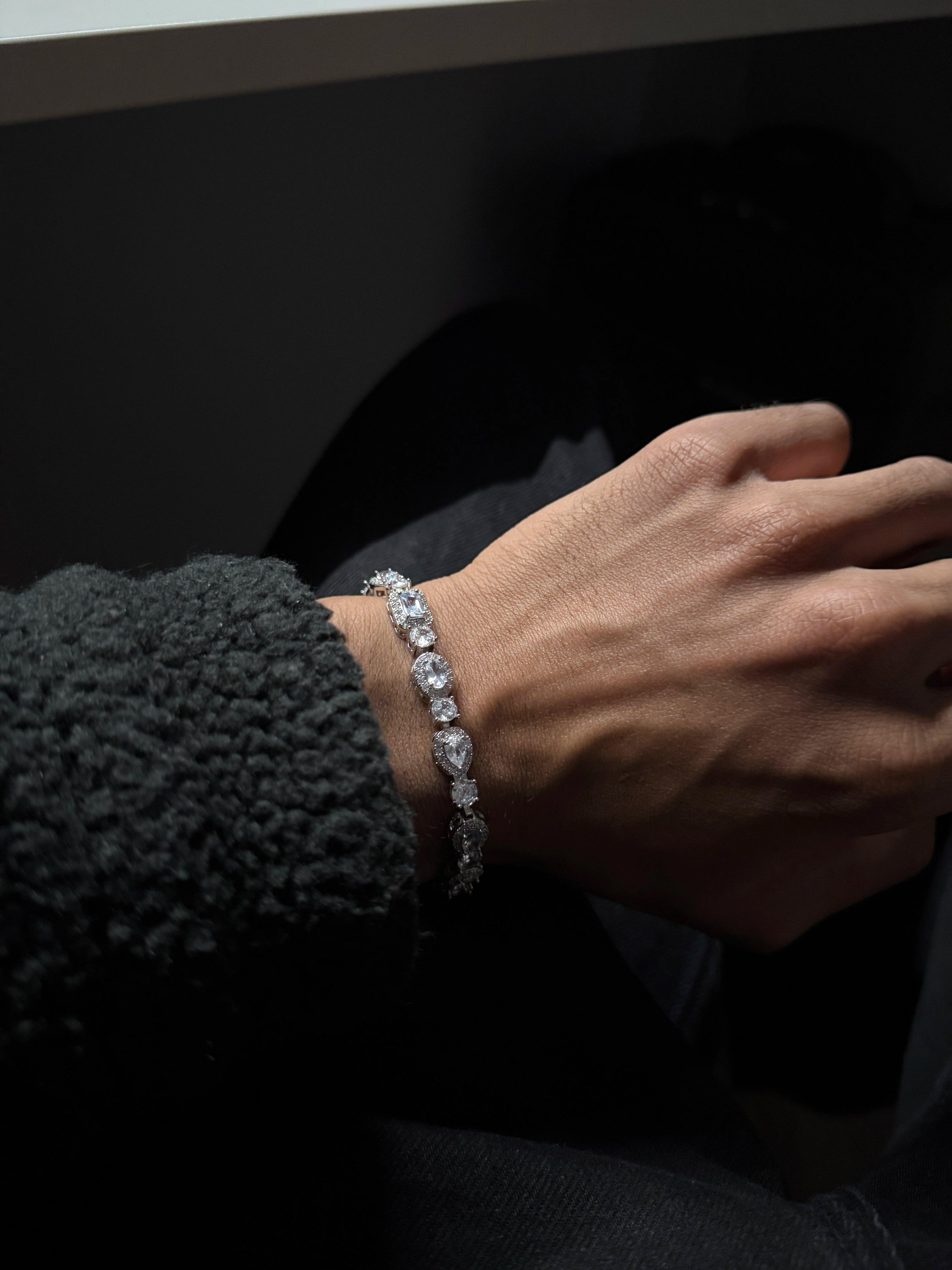 Pulseras multipiedras